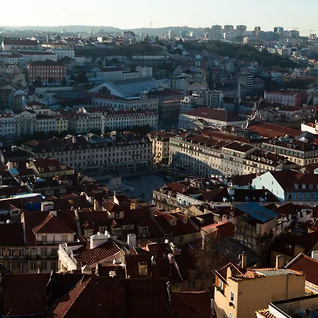 ザ ビジョネア アパート