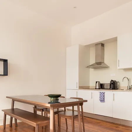 Apartman The Visionaire