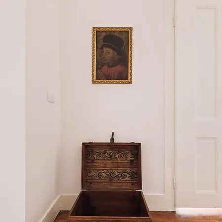 Apartment The Visionaire